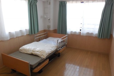 安里　東海橋苑