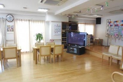 安里　東海橋苑