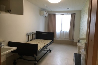 ナーシングホーム寿々　岩塚