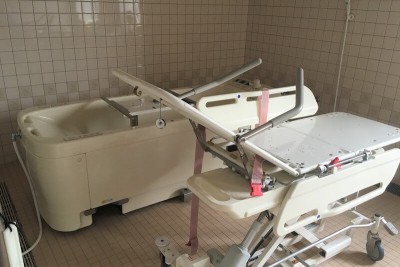 アローホームかやづ